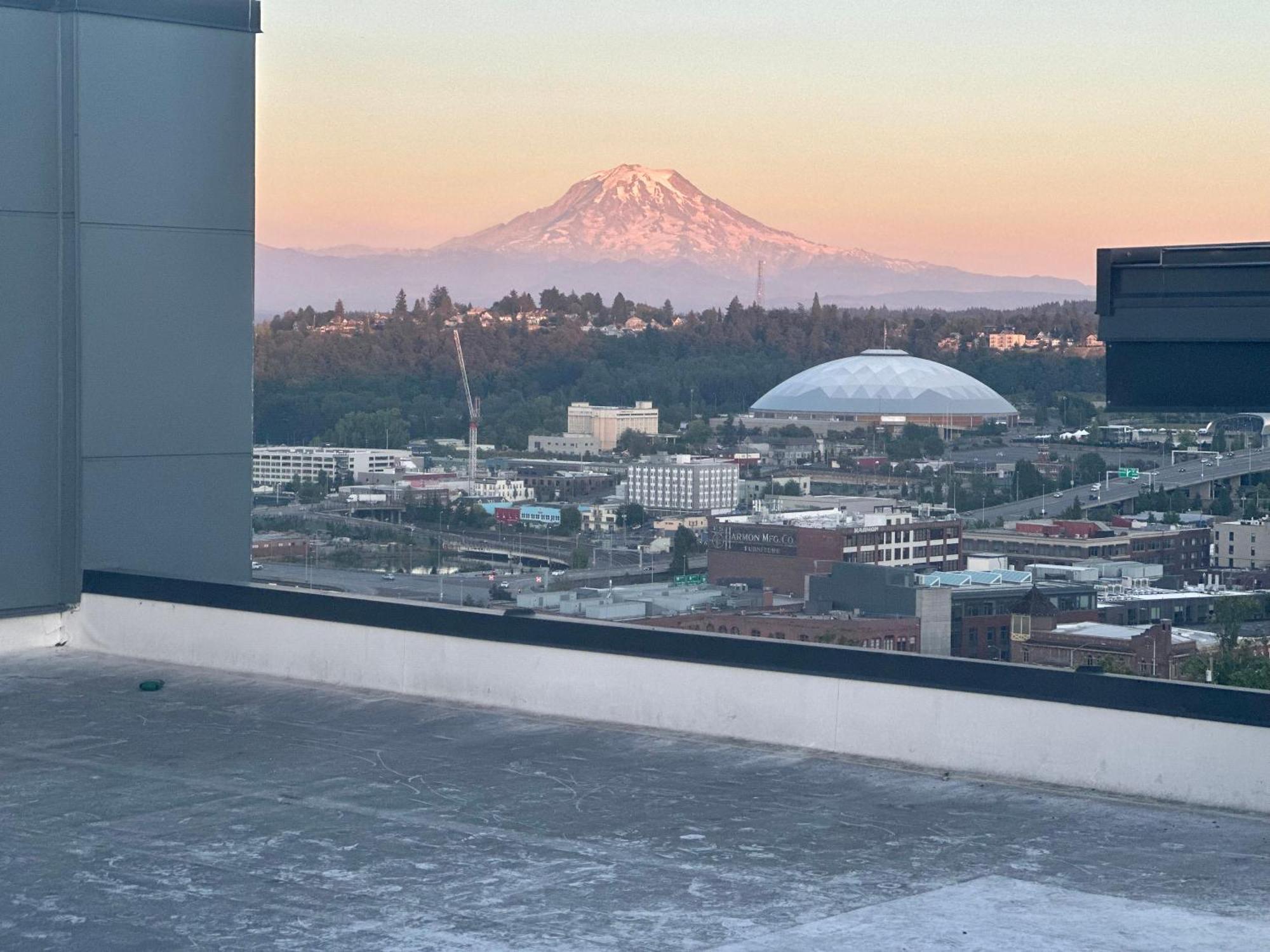 Top Luxury Lifestyle- Downtown Tacoma Near Everything Convention Center And More Εξωτερικό φωτογραφία