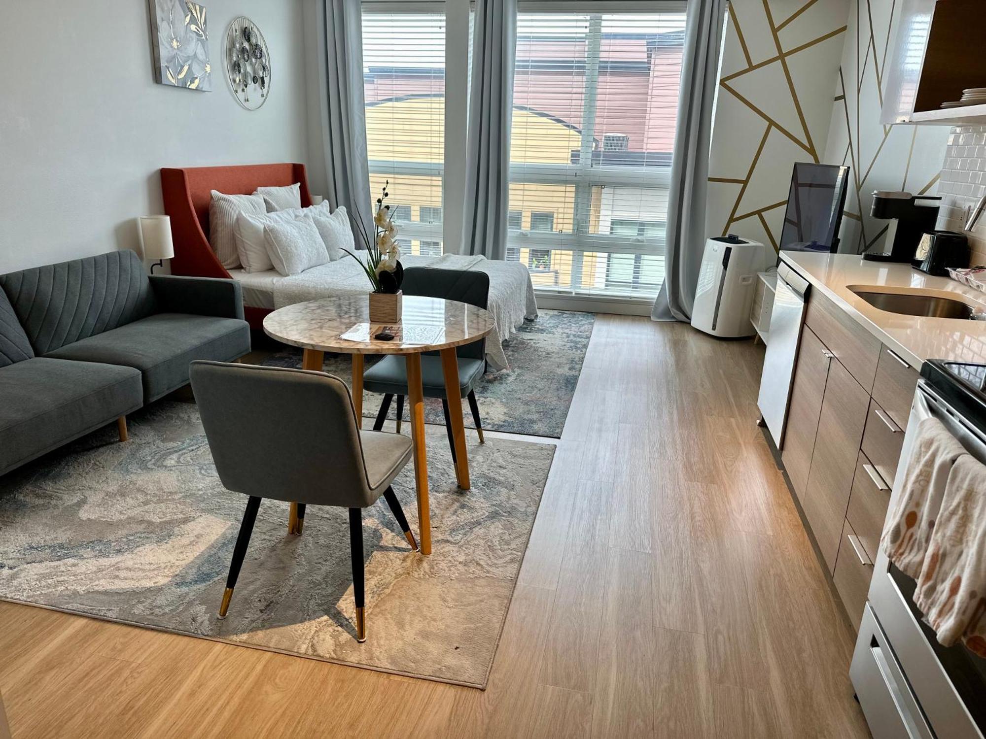 Top Luxury Lifestyle- Downtown Tacoma Near Everything Convention Center And More Εξωτερικό φωτογραφία